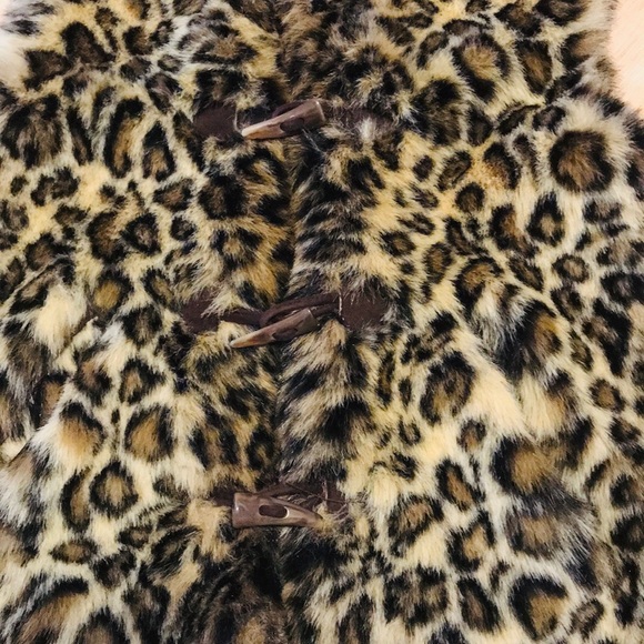 Marco Baxis Faux 🐯Leopard Fur/ Fleece Vest - Picture 5 of 8